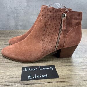 Violet & Red~Women’s~Deep Salmon Suede  Booties "Carley" ~Size 9.5M